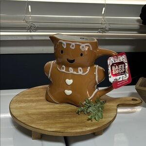 NEW The Bake Shop Gingerbread Man Christmas Measuring Jug